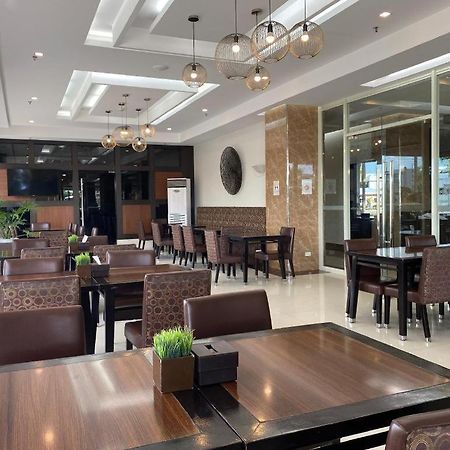 Diversion 21 Hotel Ілоіло Екстер'єр фото