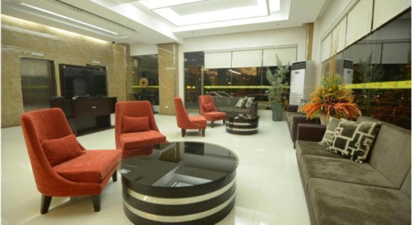 Diversion 21 Hotel Ілоіло Екстер'єр фото