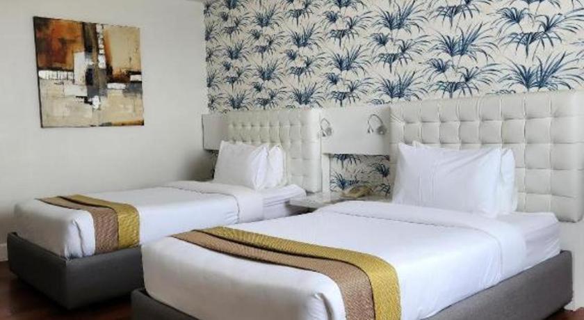 Diversion 21 Hotel Ілоіло Екстер'єр фото